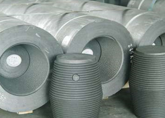 Matières premières industrielles d'électrode en graphite d'UHP pour la basse résistivité de fours à arc