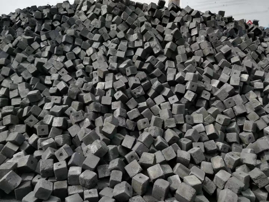 Cendre minérale 12,5% de produits de remplacement de grand de bloc coke cubique de fonderie