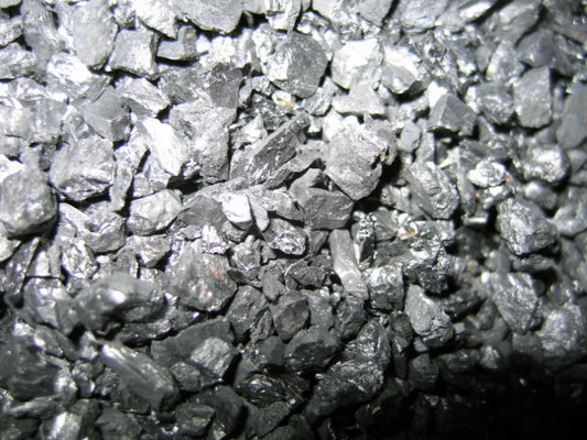 La faible humidité a calciné le charbon d'anthracite granule l'additif satisfait de carbone de 93% C