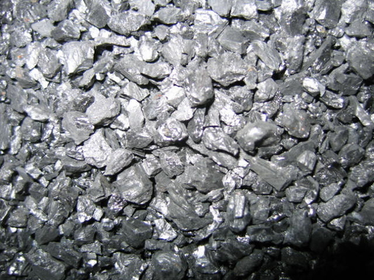 Le charbon noir de sidérurgie, contenu de carbone de 95% a calciné le coke de pétrole