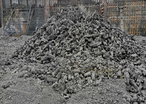 La basses cendre et VM ont graphité la taille adaptée aux besoins du client par éleveur de carbone de graphite de coke de pétrole
