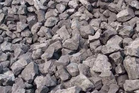 minerai de coke de fonderie de 90-150mm pour l'usine en acier bas Ash Low Sulpher