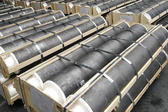 Matières premières industrielles d'électrode en graphite d'UHP pour la basse résistivité de fours à arc