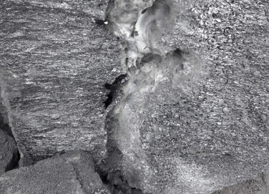 Le carbure de silicium noir de dureté élevée saupoudrent SIC pour saupoudrer la résistance à la corrosion